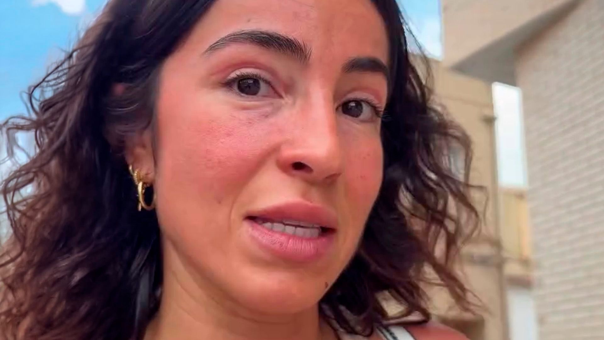 Ana Solma, afectada por el derumbamiento del edificio de Valencia Ana Solma, afectada por el derumbamiento del edificio de Valencia