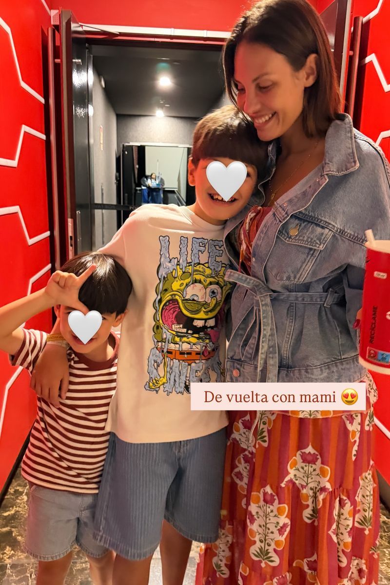 El reencuentro de Jessica Bueno con sus dos hijos tras pasar unas semanas con su padre