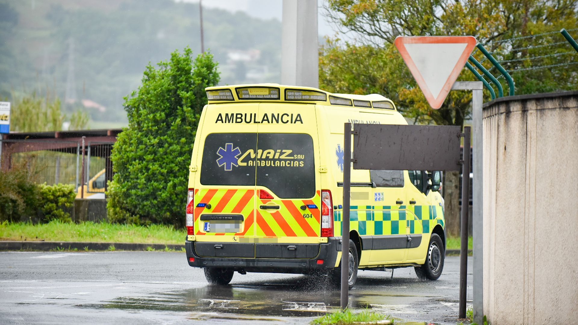 Imagen de archivo de una ambulancia en Euskadi Imagen de archivo de una ambulancia en Euskadi