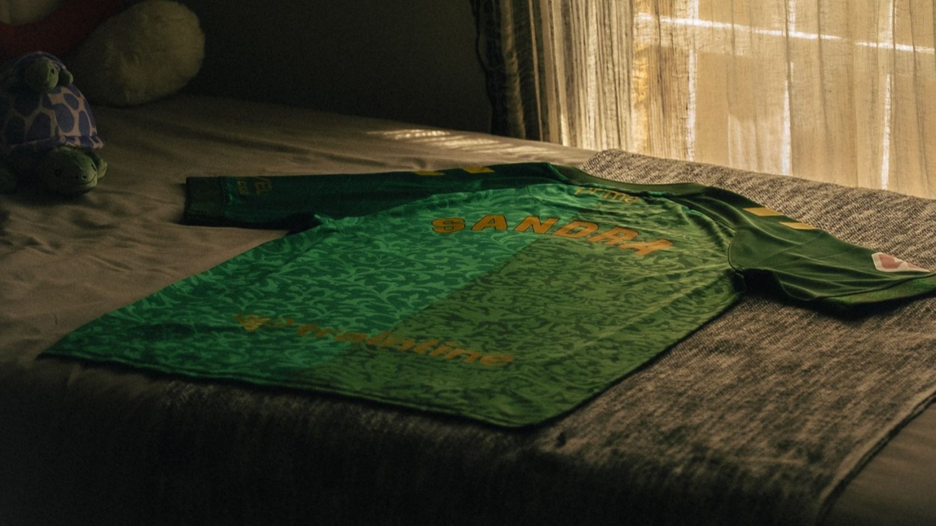 La camiseta del Betis en el cuarto de Sandra Peña