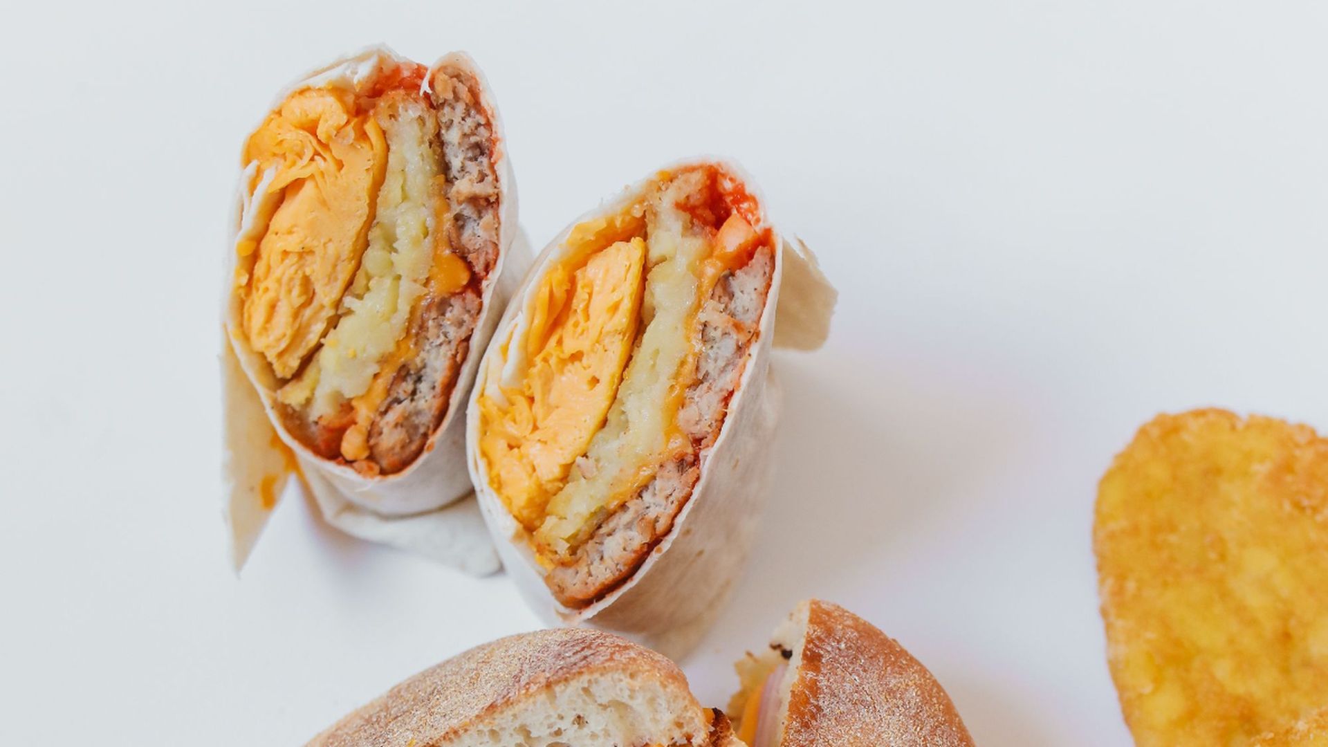 Bocadillo con salsa rosa