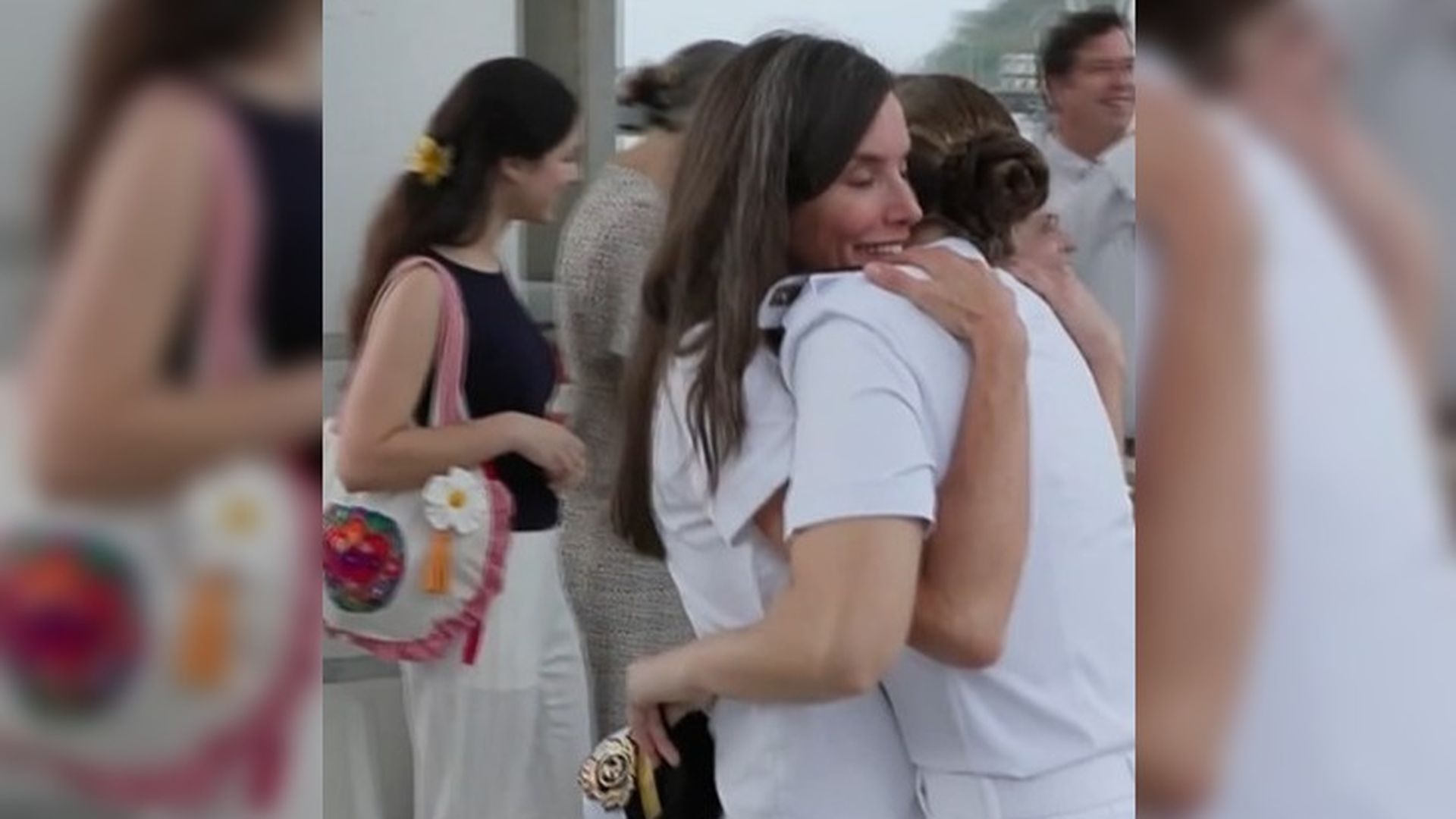 La emoción de la reina Letizia con la princesa Leonor