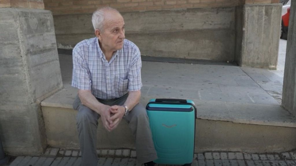 Los incendios asolan España y obligan a un millar de personas a meter su vida en una maleta