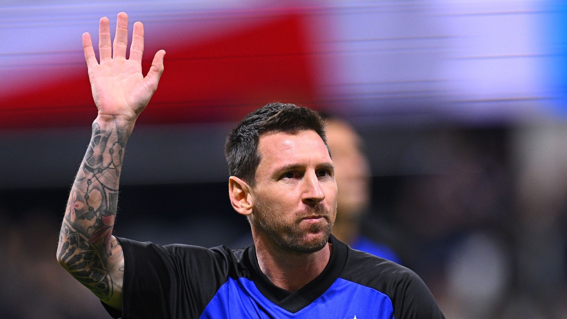 Leo Messi calienta antes del Inglaterra-Argentina Leo Messi calienta antes del Inglaterra-Argentina