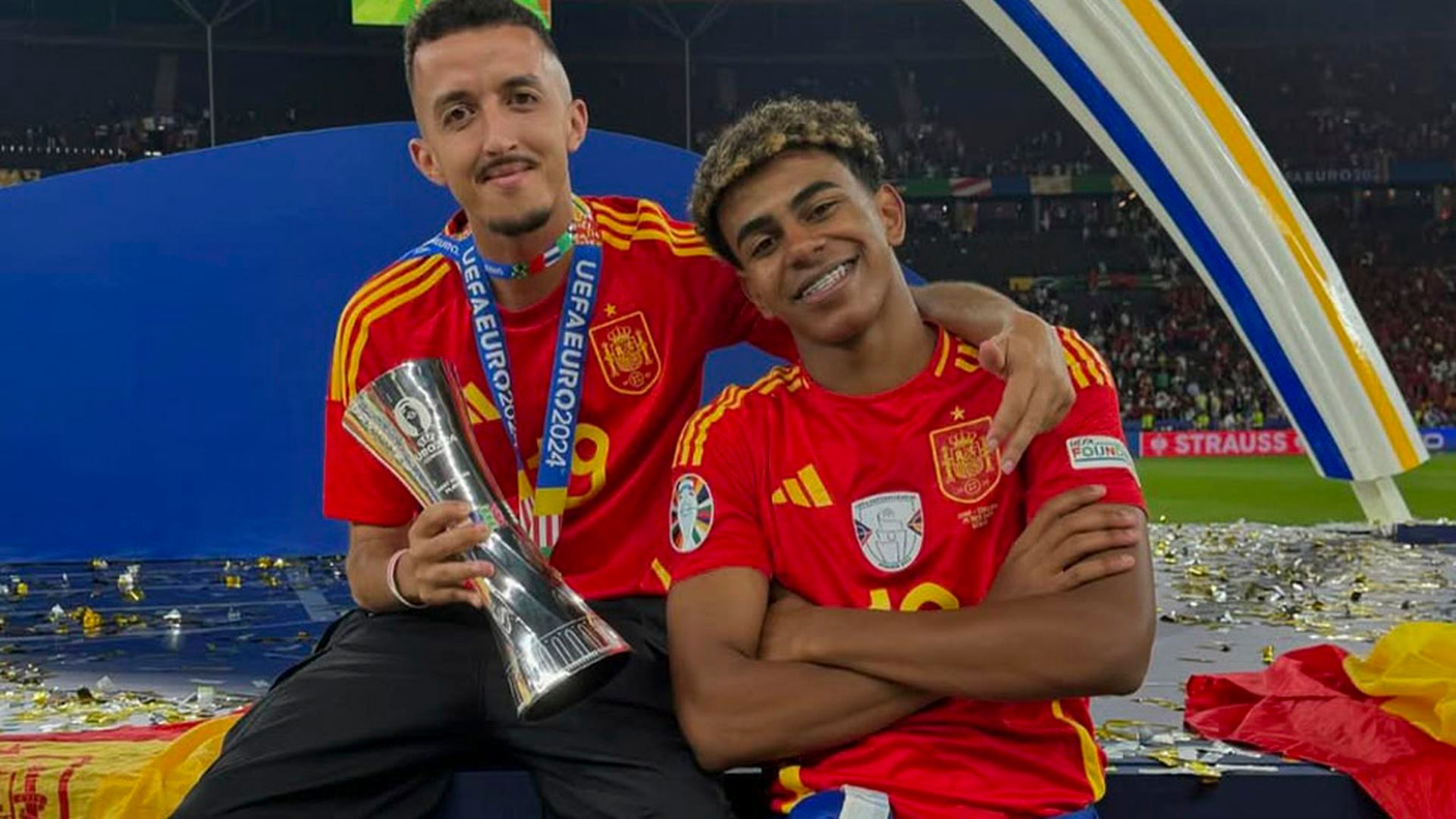 Mohamed es el primo más conocido de Lamine: ha sido su mano derecha y una figura clave en la toma de decisiones en su carrera