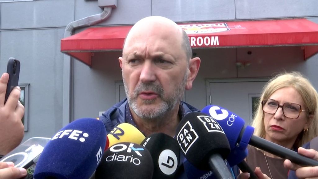 Rafael Louzán saca pecho por Luis de la Fuente tras los abucheos y las faltas de respeto