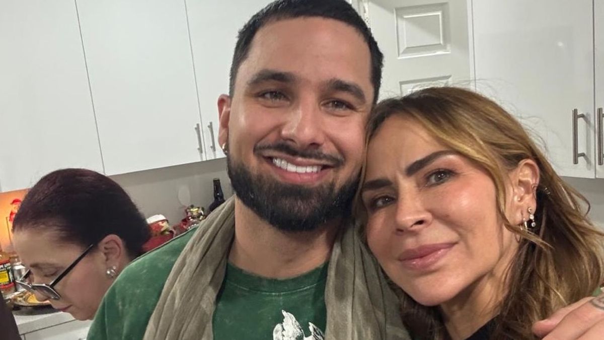 Foto: Aylín Mujica rompe el silencio con un emotivo homenaje tras la muerte de su hijo/cortesìa