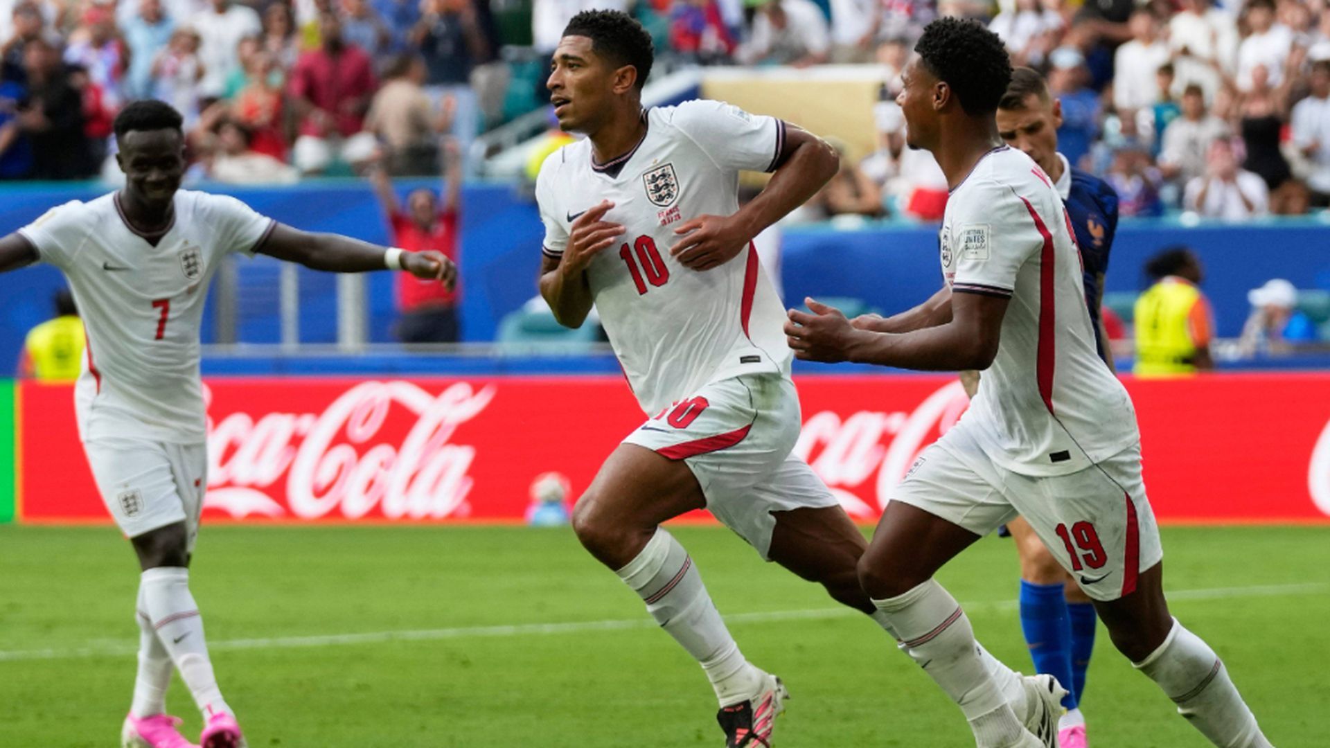 Jude Bellingham, con Inglaterra