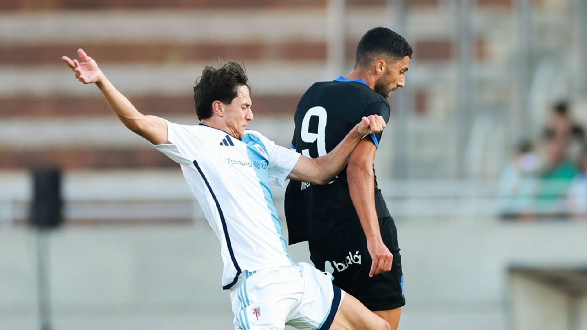 Zakaria Eddahchouri, en el Compostela-Dépor