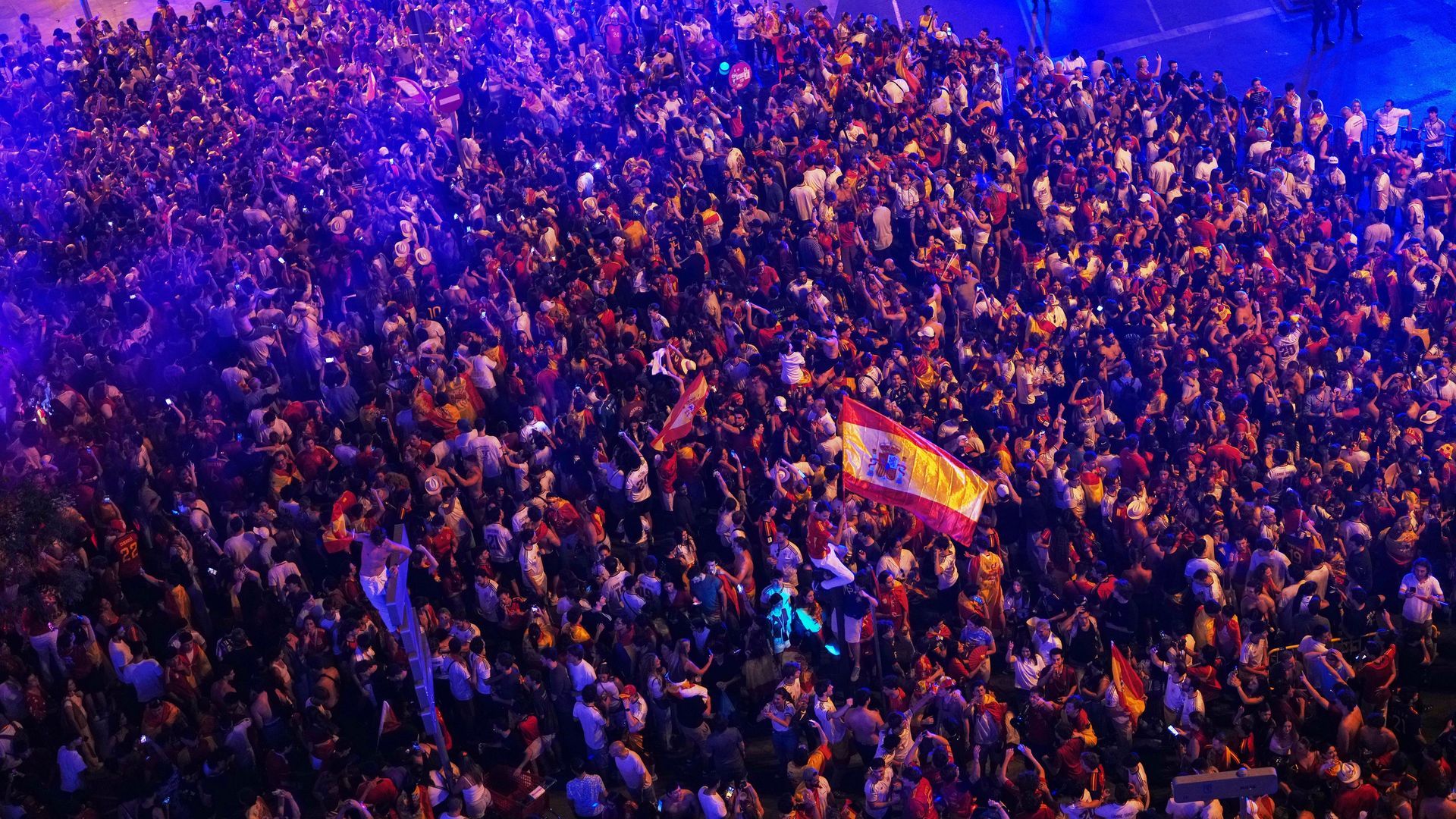 Aficionados españoles celebrando el Mundial Aficionados españoles celebrando el Mundial