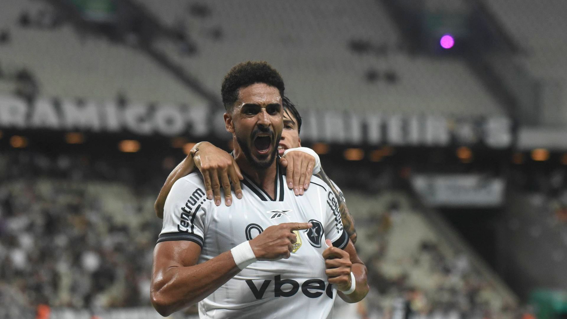 Chris Ramos celebra un gol con Botafogo Chris Ramos celebra un gol con Botafogo