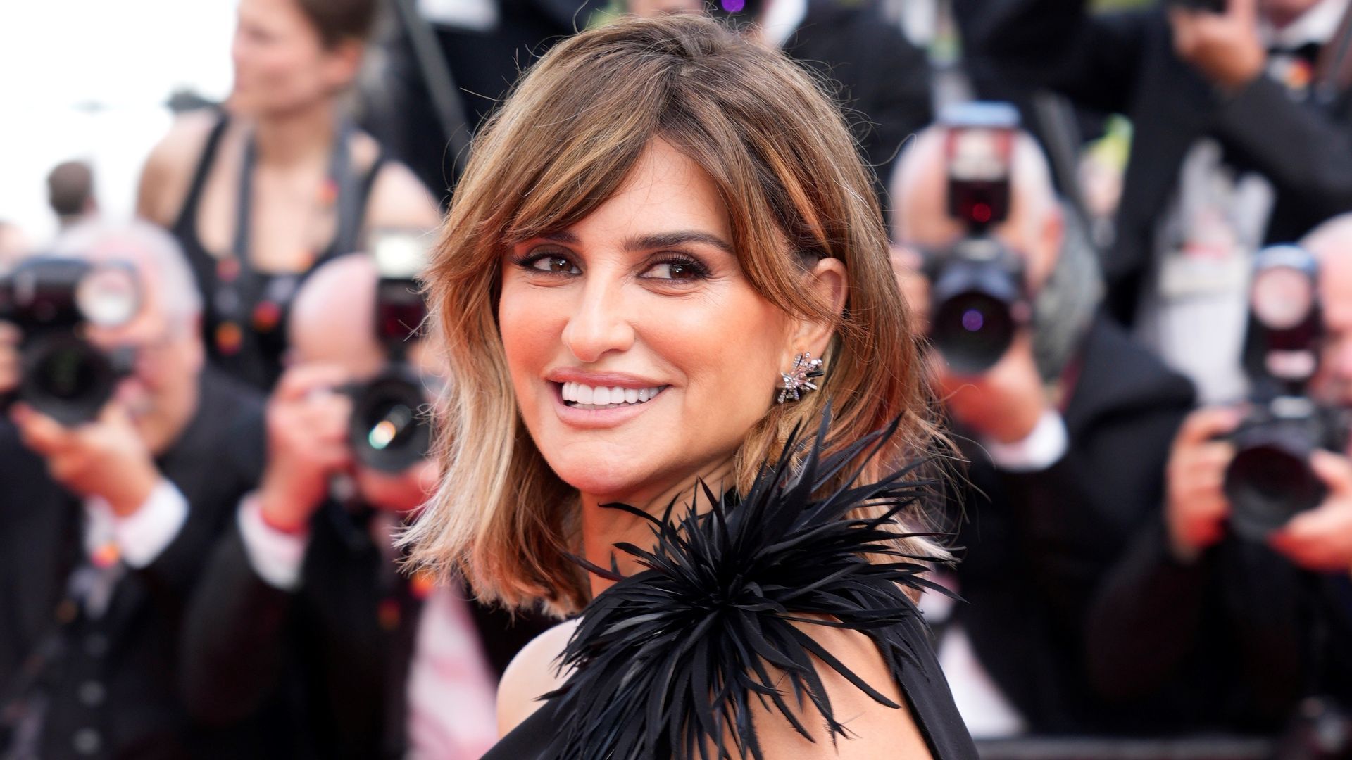 La actriz Penélope Cruz durante la alfombra roja de la película ‘La bola Negra’, a 21 de mayo de 2026 La actriz Penélope Cruz durante la alfombra roja de la película ‘La bola Negra’, a 21 de mayo de 2026