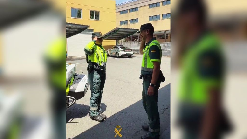 La historia de una joven guardia civil que patrulla con su padre en A Coruña: "Una vocación transmitida"