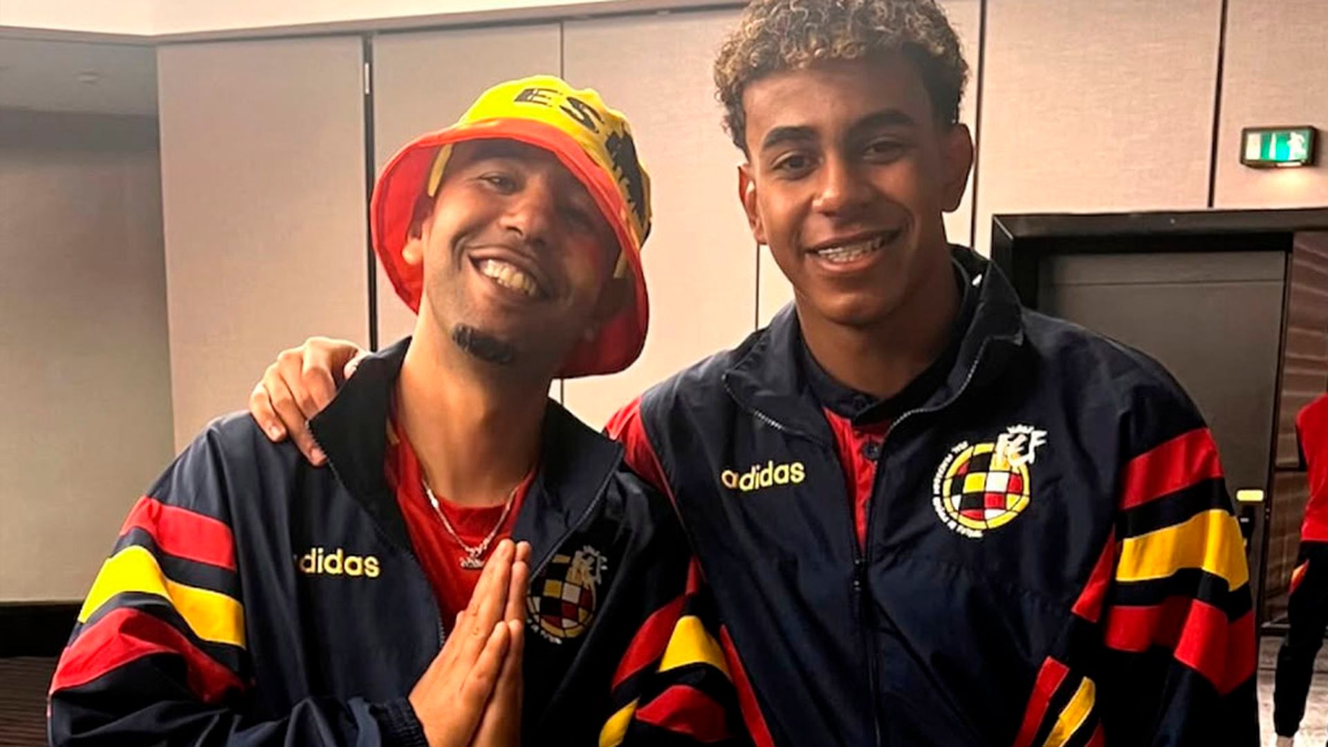 Lamine Yamal y su padre, Mounir Nasraoui Lamine Yamal y su padre, Mounir Nasraoui