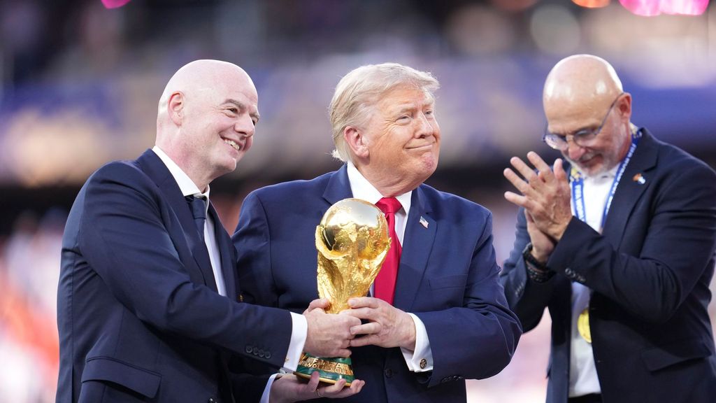 Las contradicciones de Trump con España en el Mundial: de entorpecer la celebración a su felicitación a La Roja y a "su gran equipo"