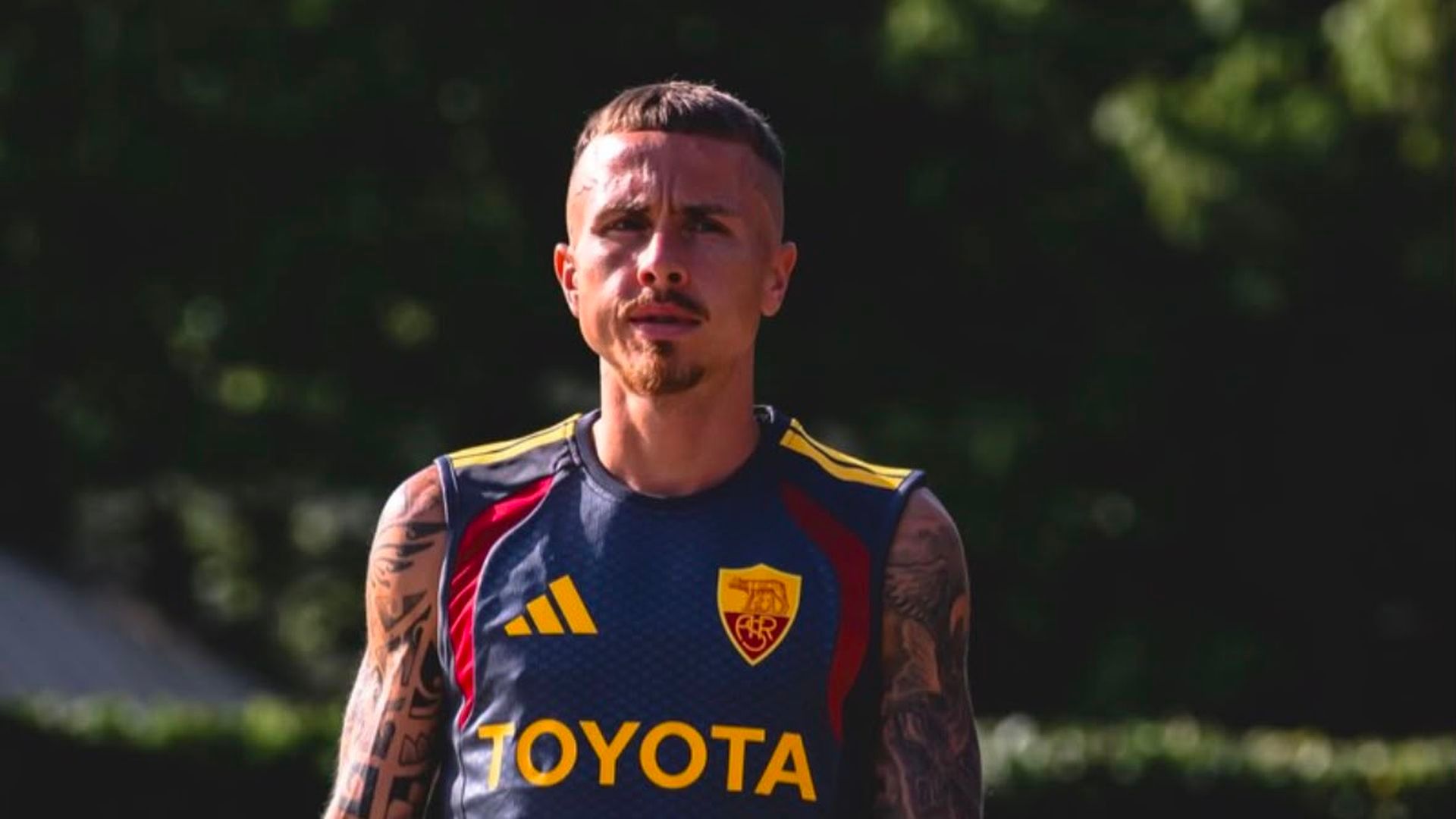 Angeliño en un entrenamiento con la Roma Angeliño en un entrenamiento con la Roma