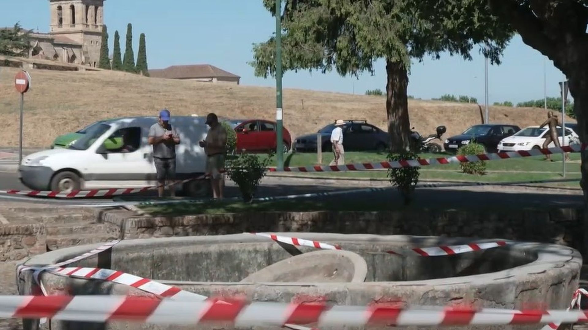 El peso excesivo en la fuente provocó que una piedra golpease a Adrián, el menor muerto en la celebración del Mundial en Ciudad Rodrigo El peso excesivo en la fuente provocó que una piedra golpease a Adrián, el menor muerto en la celebración del Mundial en Ciudad Rodrigo