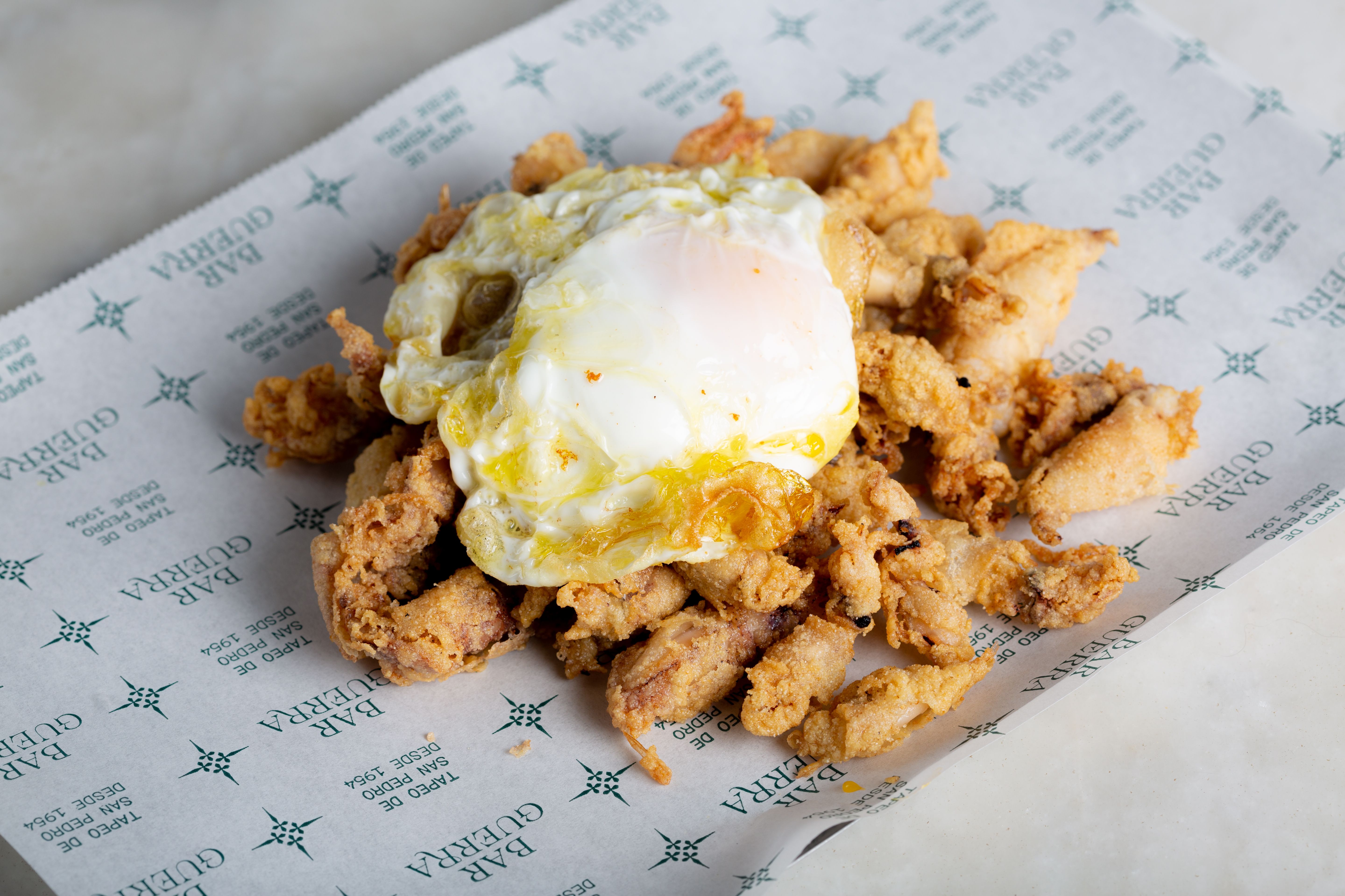 Puntillitas con huevo frito, un manjar de dioses