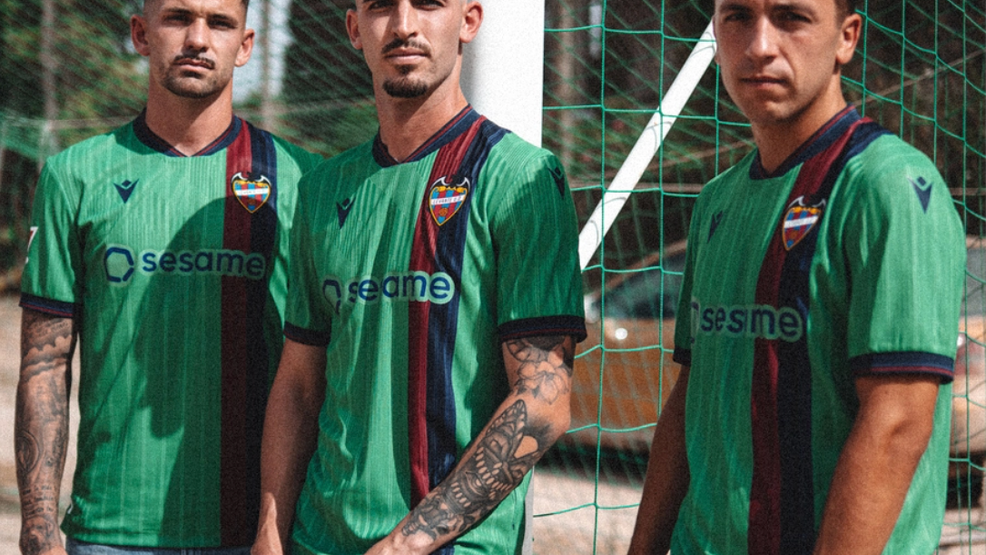 Tercera camiseta del Levante UD