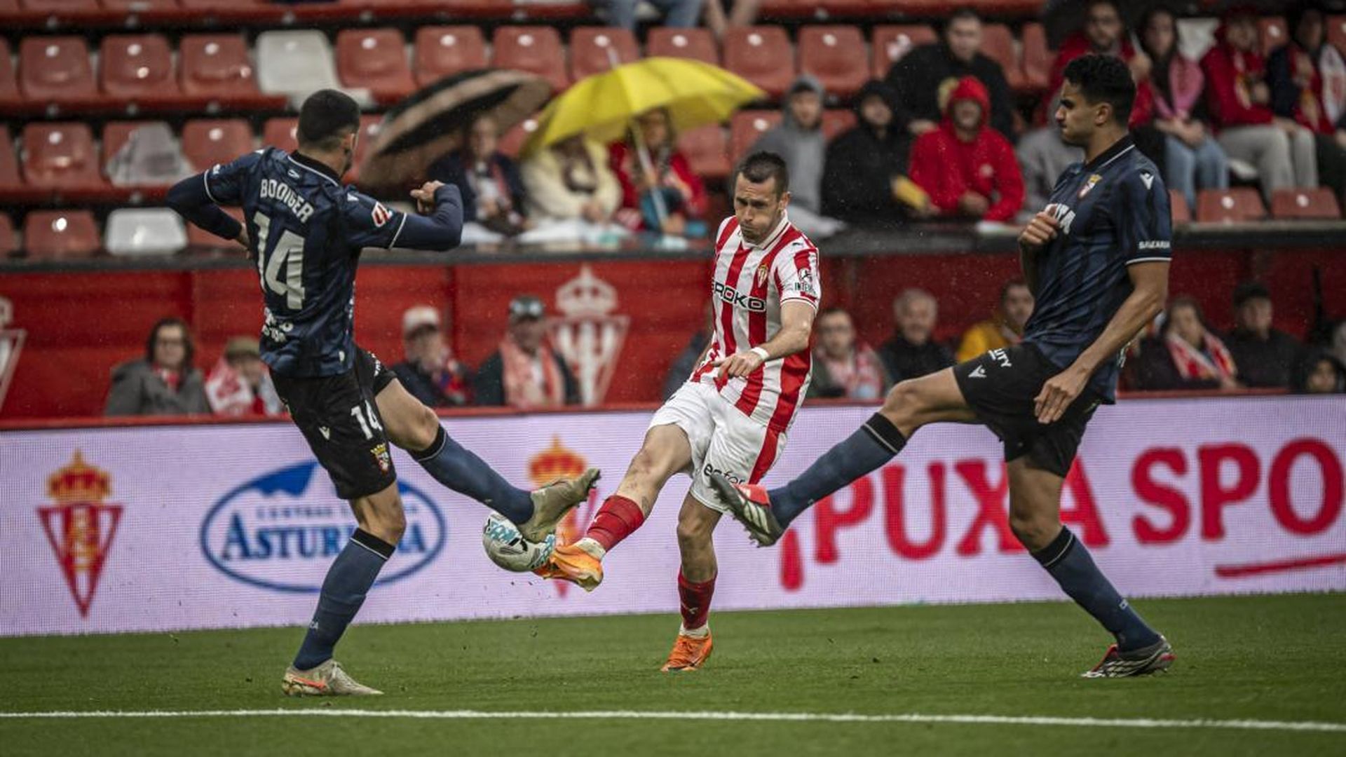 Dubasin, en un partido del Sporting Dubasin, en un partido del Sporting