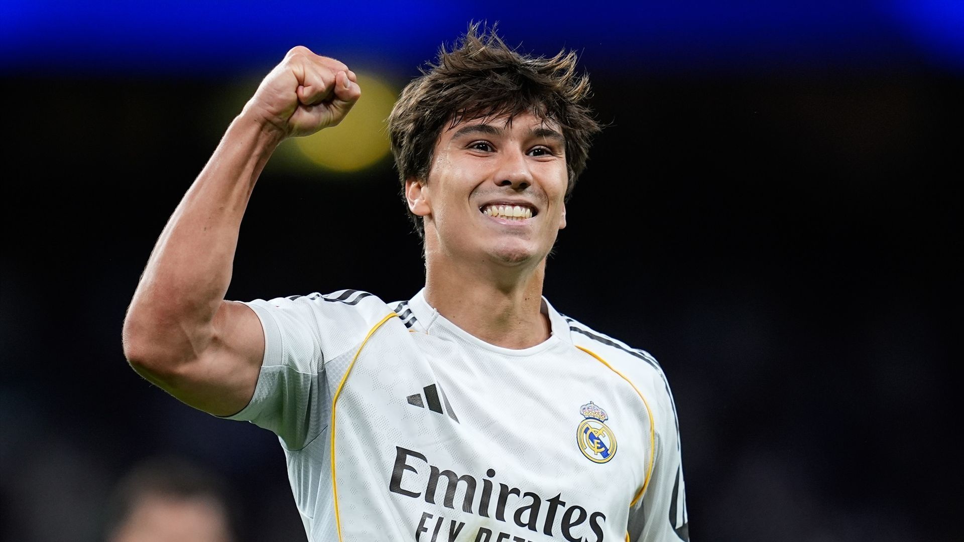 Gonzalo García durante un partido con el Real Madrid