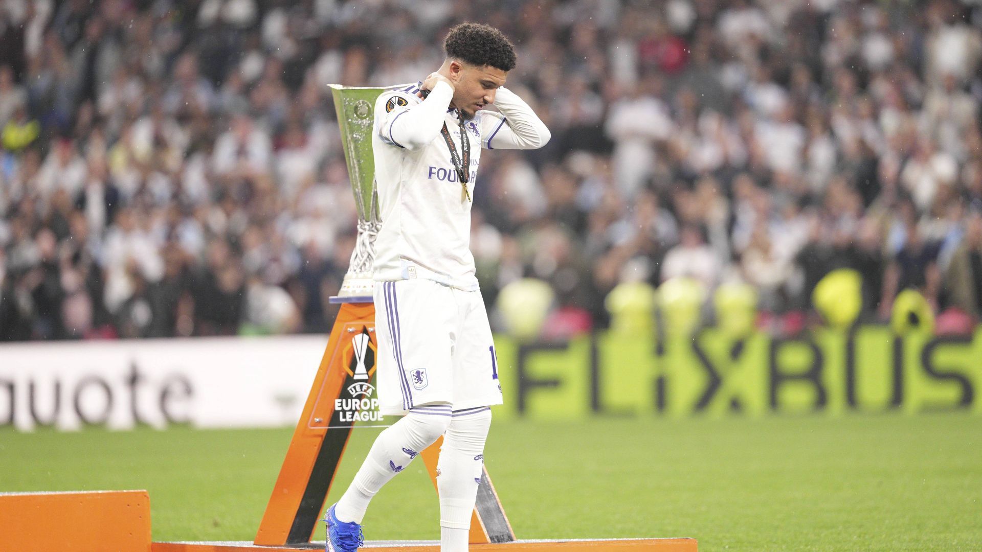 Jadon Sancho en el Aston Villa