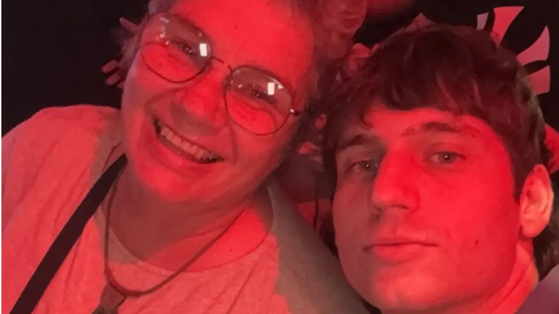 La madre de Gaspi y el youtuber La madre de Gaspi y el youtuber