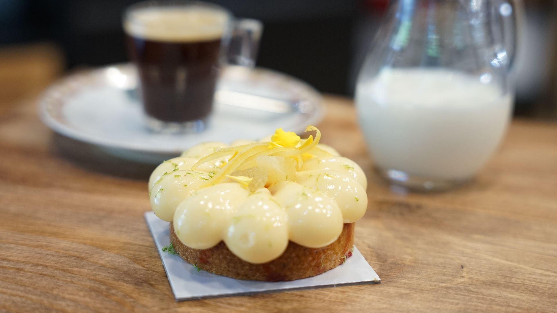 Un lemon pie a la francesa
