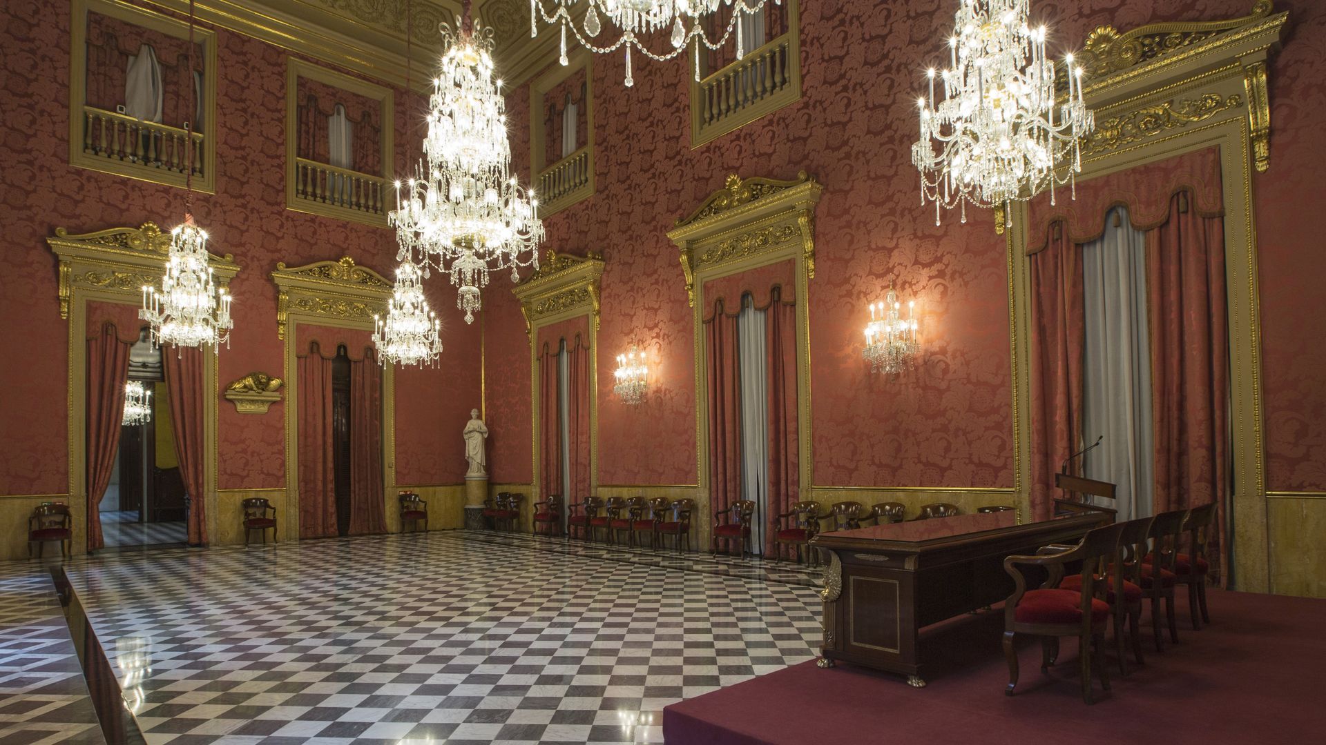 Saló Daurat de la Llotja de Mar