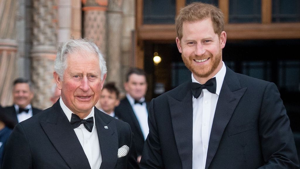 El príncipe Harry explica en una entrevista que "no reconoce a su hermano y a su padre"