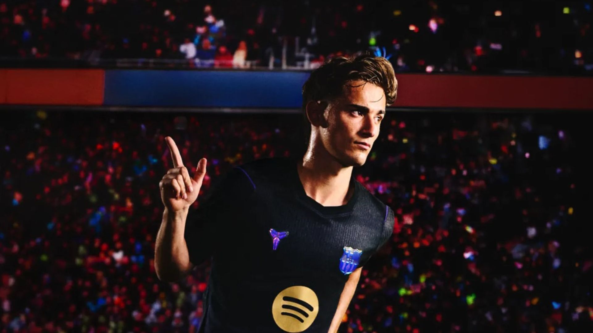Gavi posa con la camiseta visitante del Barça 26/27 Gavi posa con la camiseta visitante del Barça 26/27