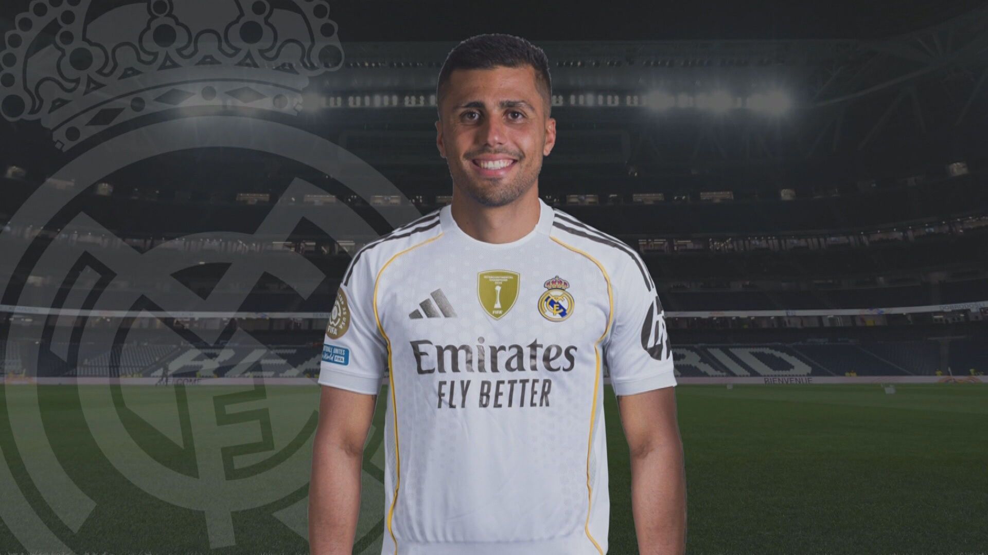 Rodri Hernández en un montaje con la camiseta del Real Madrid Rodri Hernández en un montaje con la camiseta del Real Madrid