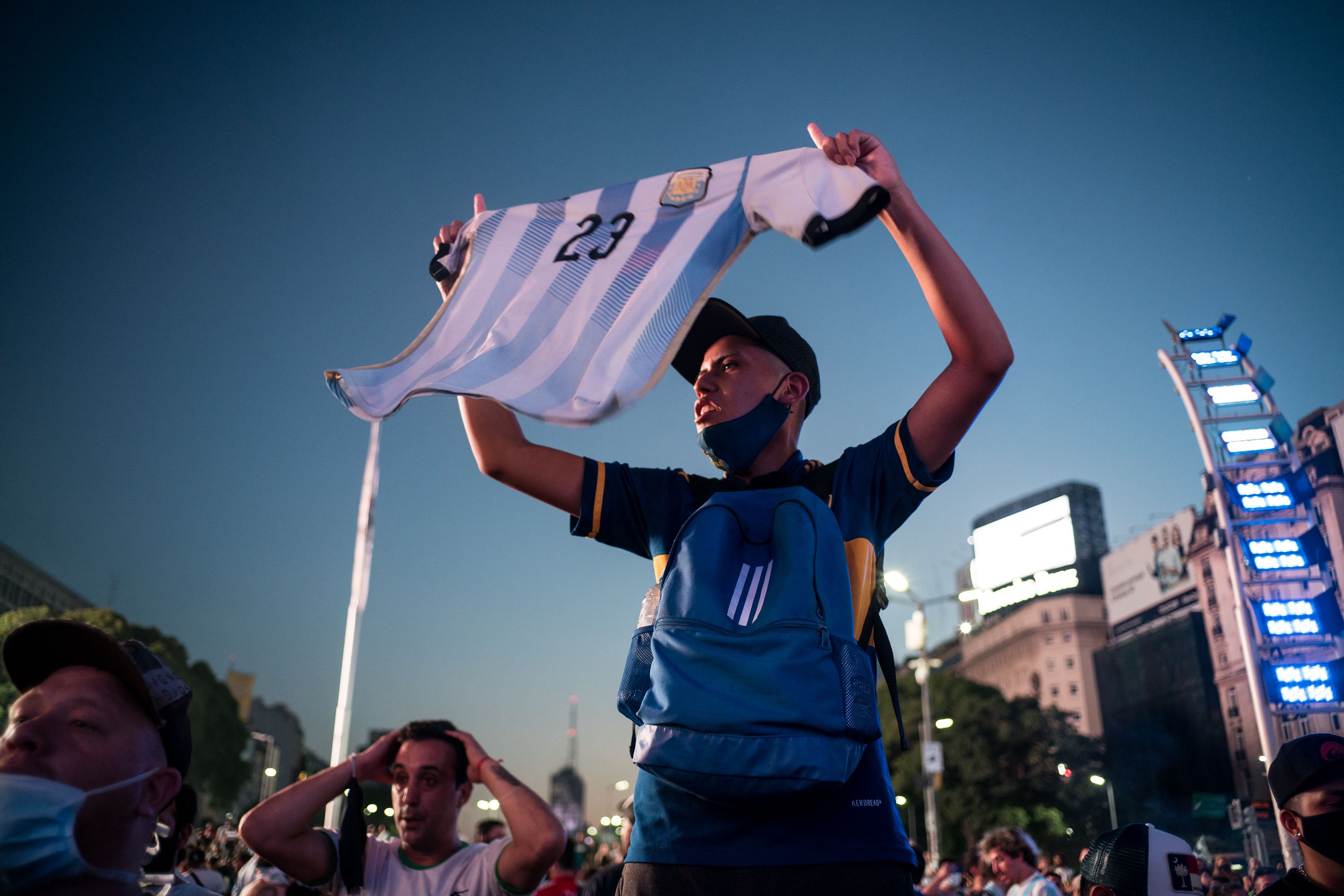 Convocan una concentración en el Obelisco de Buenos Aires para pedir la repetición de la final del Mundial: "Que se escuche"