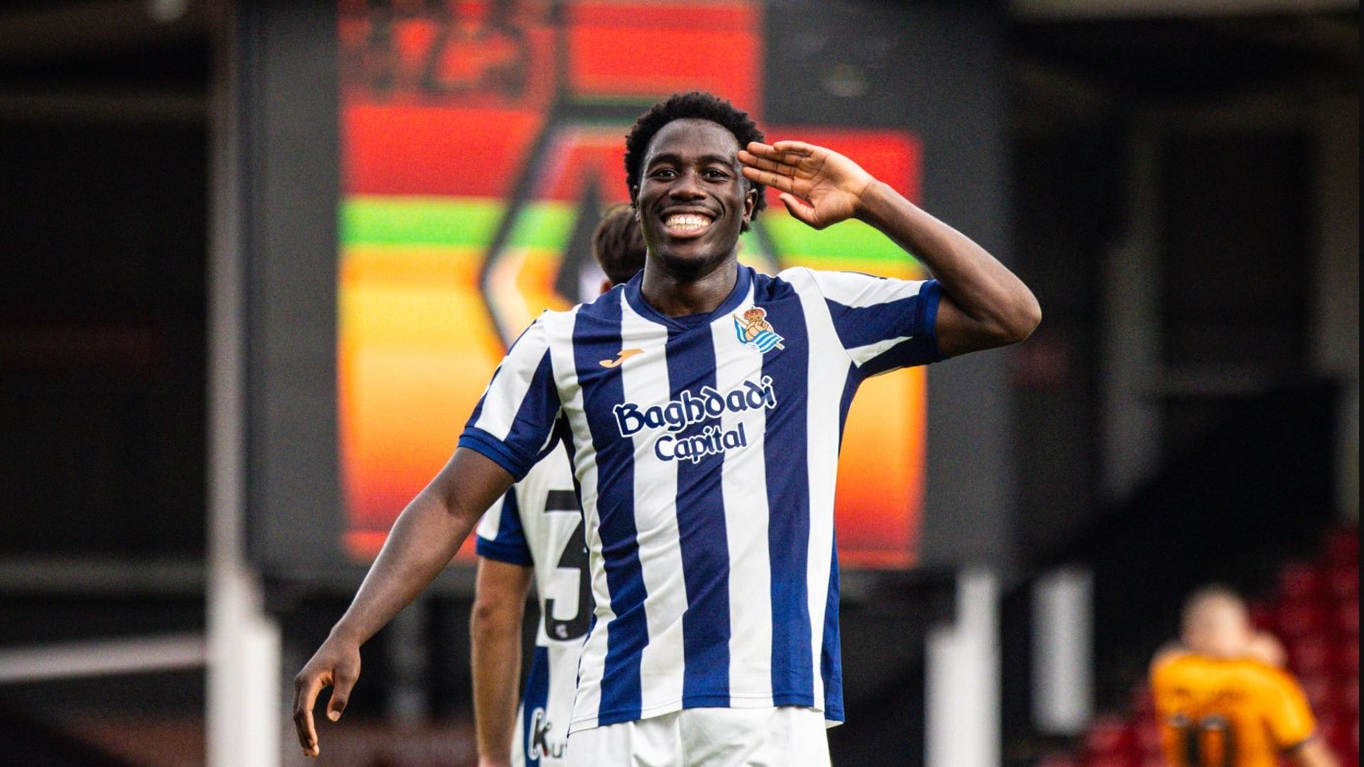 Alex Lebarbier celebra su gol en el Wolverhampton-Real Sociedad