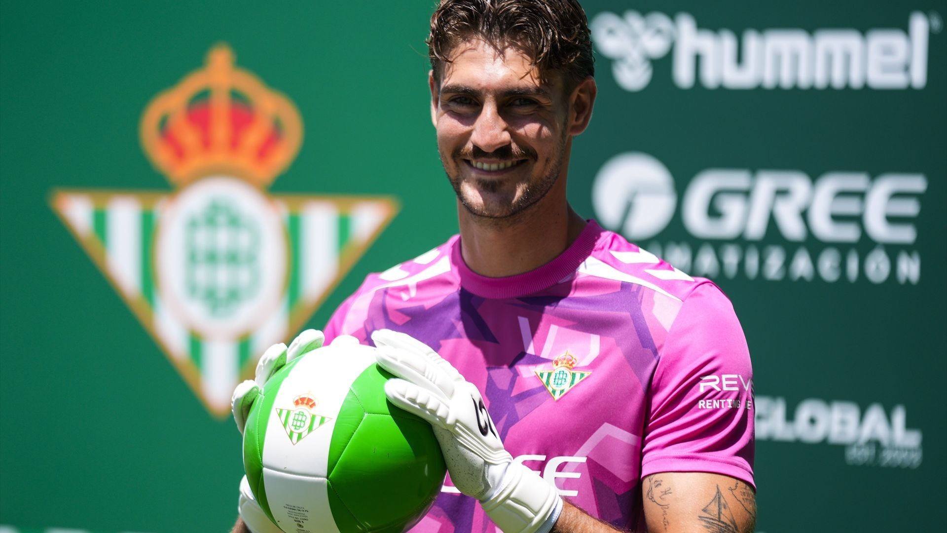 Diego Conde, en su presentación con el Betis
