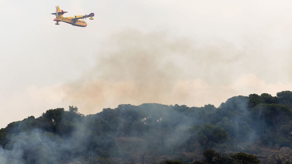 Los incendios Madrid y Ávila preocupan: desalojan el Puesto de Mando Avanzado de Cenicientos por el fuego