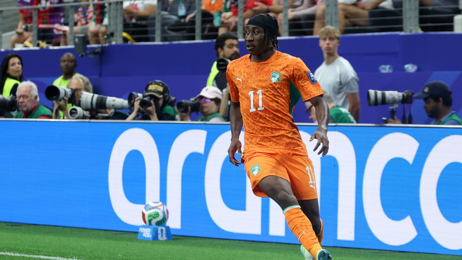 Yan Diomande, con Costa de Marfil en el Mundial