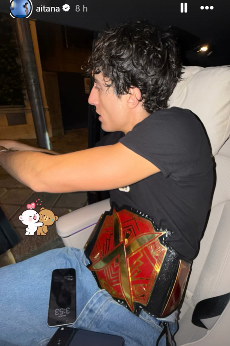 Aitana y Plex tras el combate