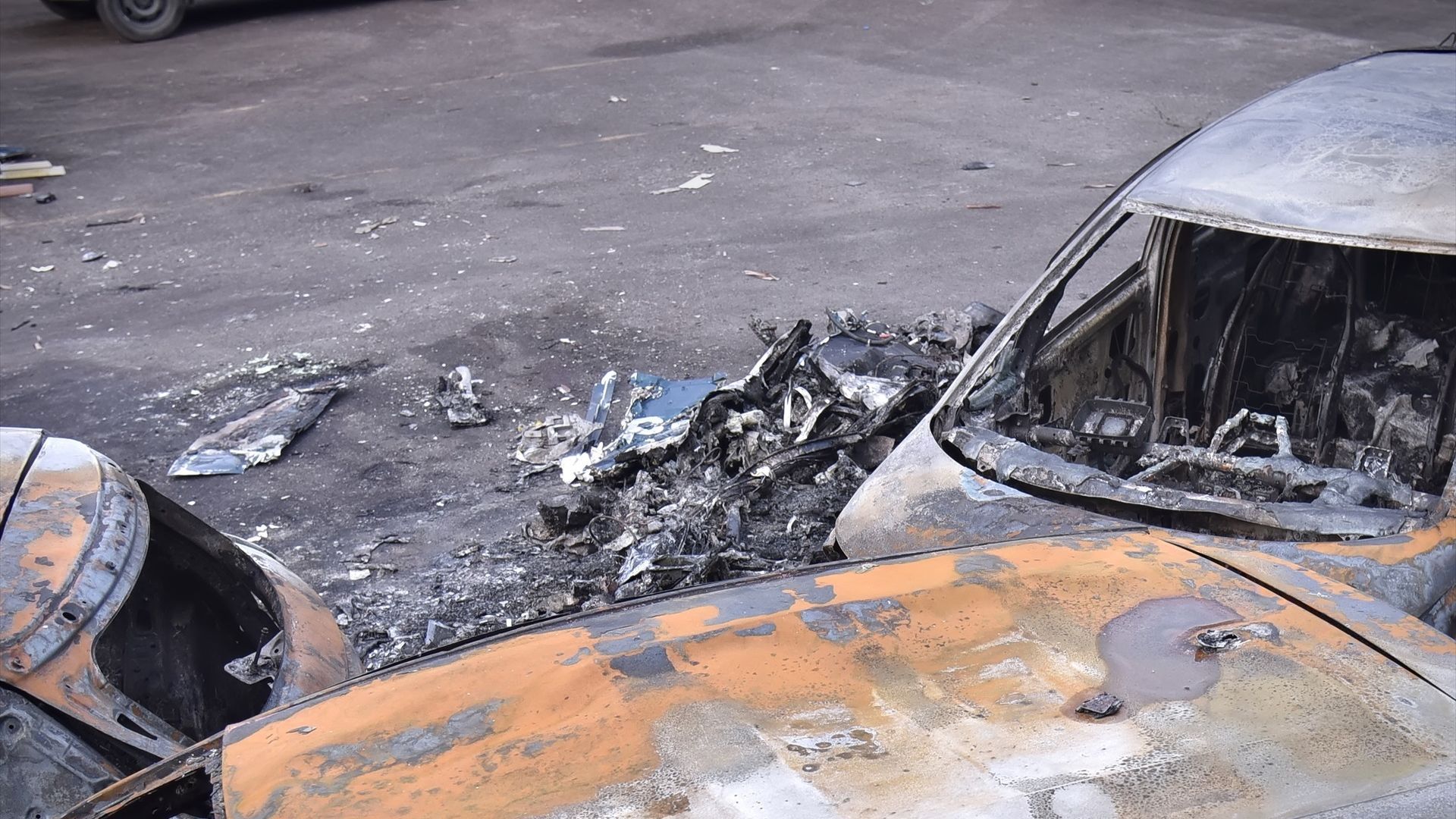 Al menos cinco muertos y 15 heridos tras una colisión múltiple de autobuses y un camión en el sur de Perú Al menos cinco muertos y 15 heridos tras una colisión múltiple de autobuses y un camión en el sur de Perú