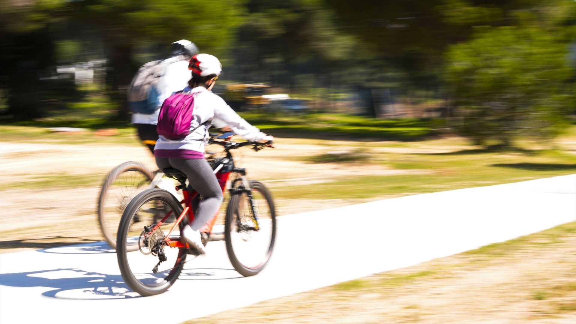 Muere un ciclista de 34 años tras ser atropellado en El Ejido, Almería Muere un ciclista de 34 años tras ser atropellado en El Ejido, Almería