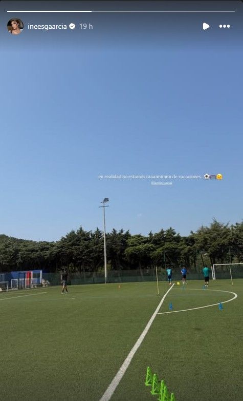 Historia de Inés García en su perfil oficial de Instagram durante un entrenamiento de Lamine Yamal