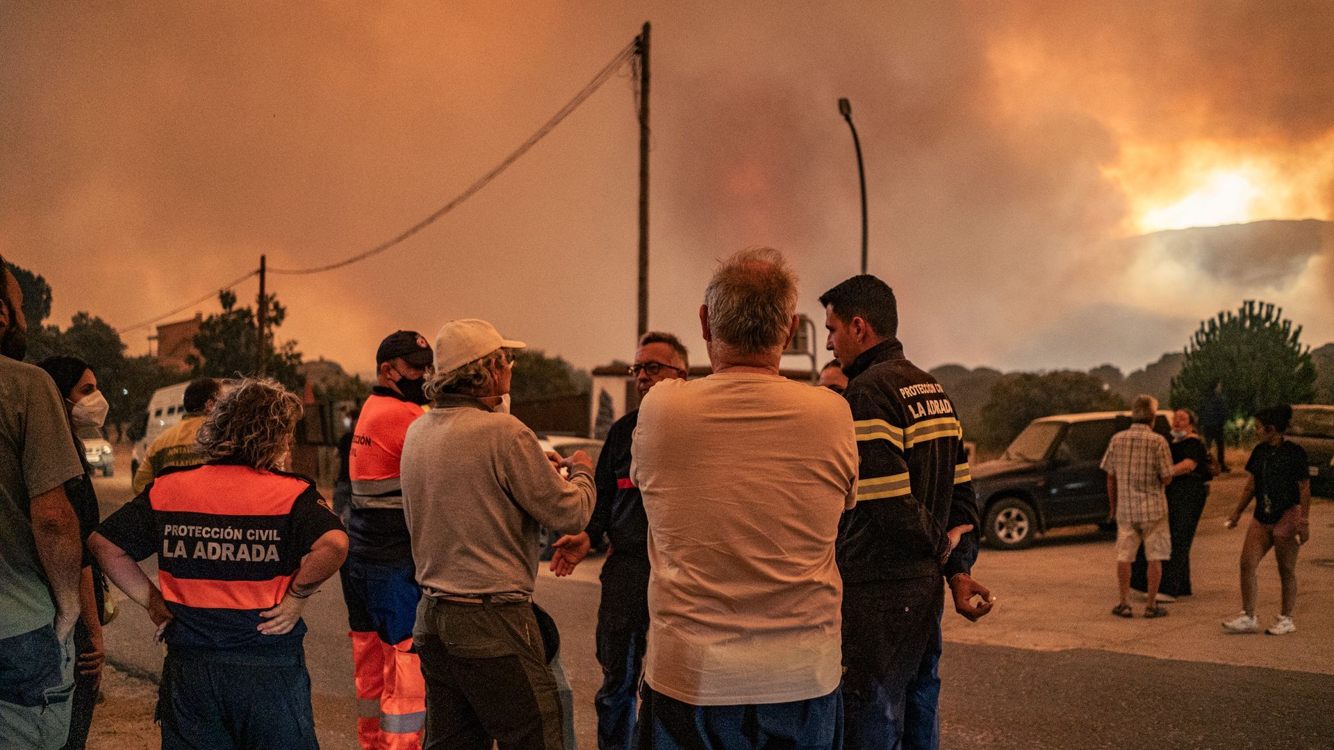 El nuevo paquete de ayudas a los afectados por los incendios y sus mecanismos de protección laboral durante la emergencia