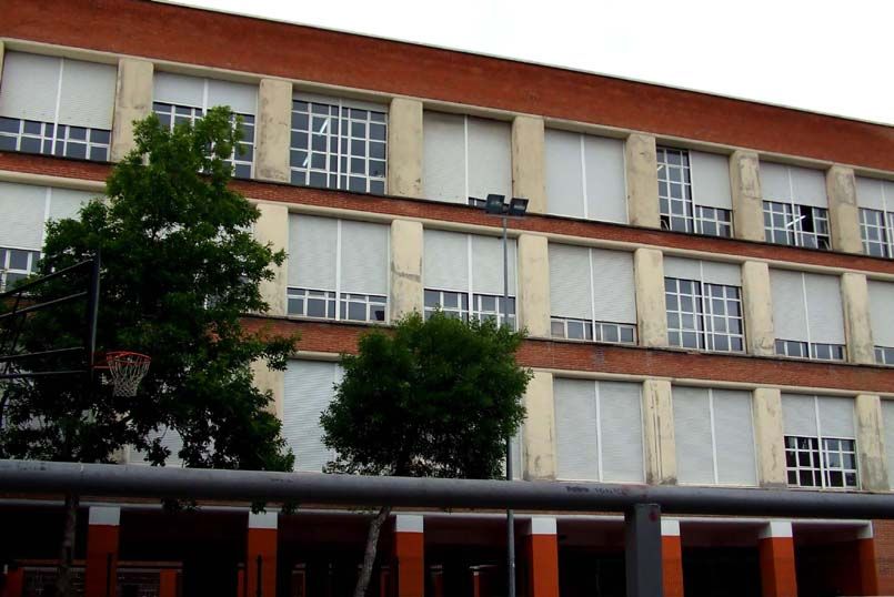Fachada lateral del Ramiro de Maeztu