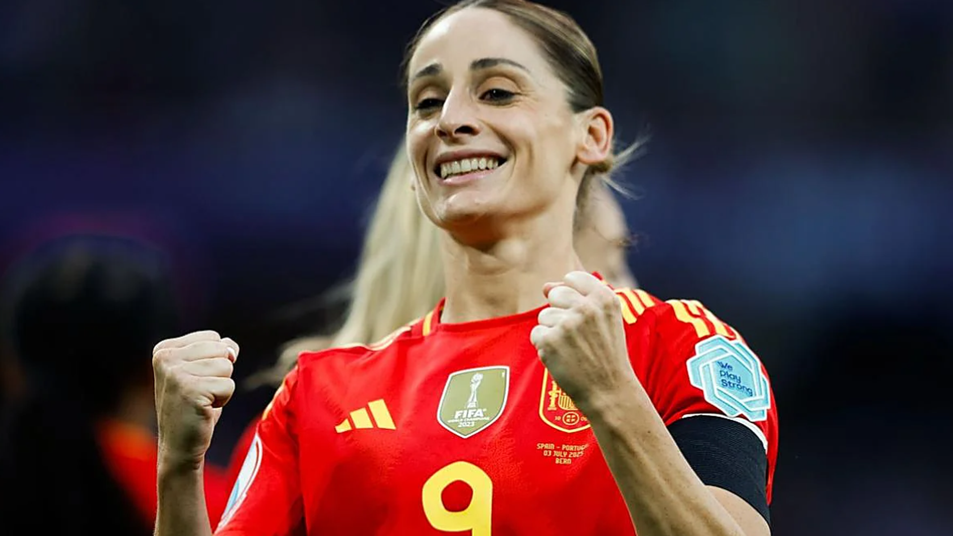 La campeona del mundo Esther González se retira temporalmente del fútbol para atender asuntos personales