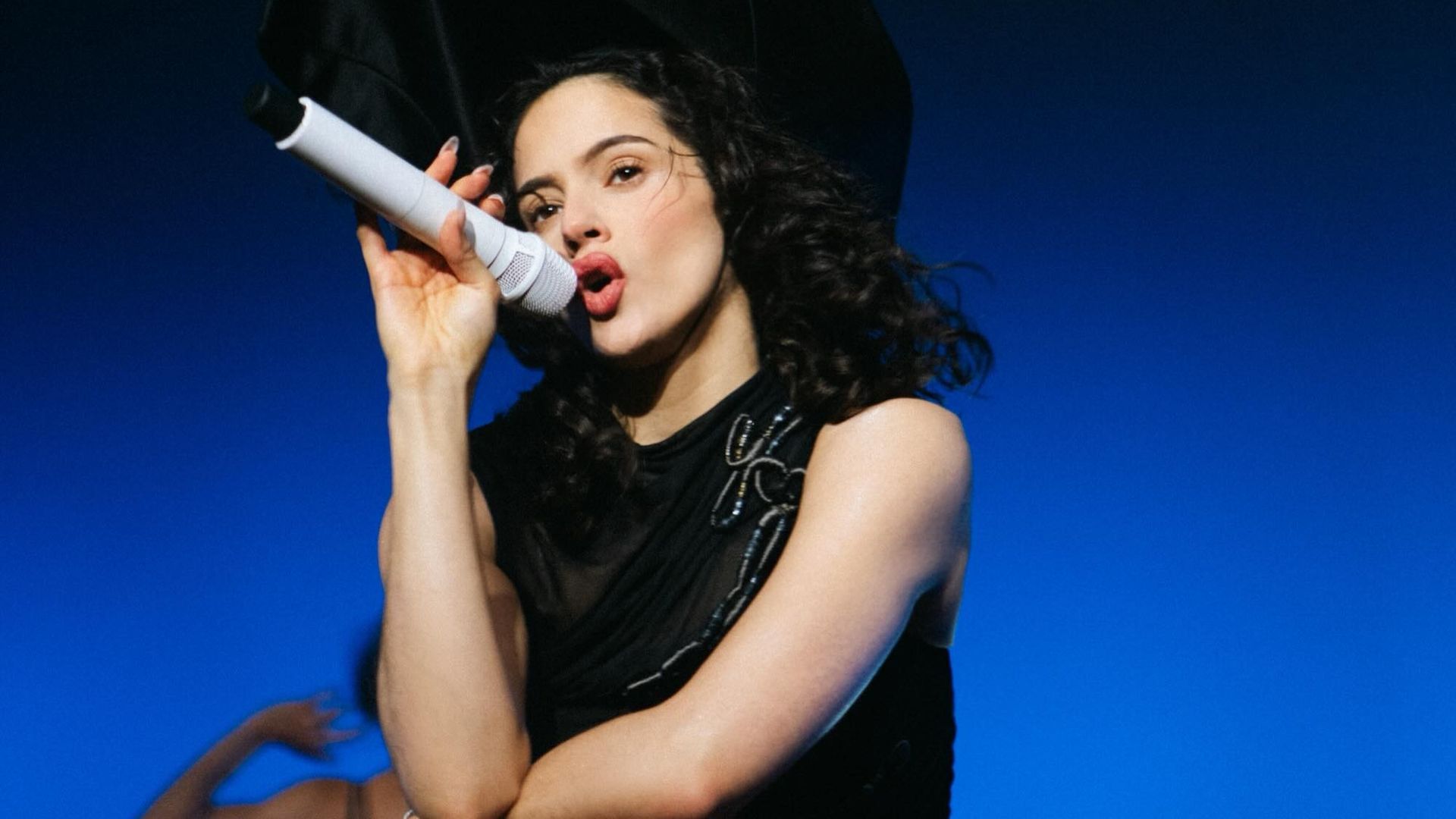 Rosalía dio un concierto en Chile, en el marco de su gira 'LUX TOUR'