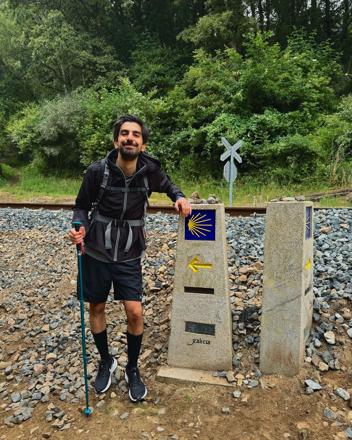 Dani Santos haciendo el camino de Santiago