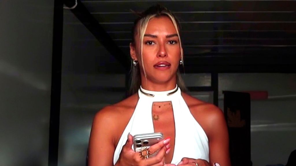 Leila actualiza el estado de su relación con Atamán Muy yo by Leila Temporada 1 Top Videos 13