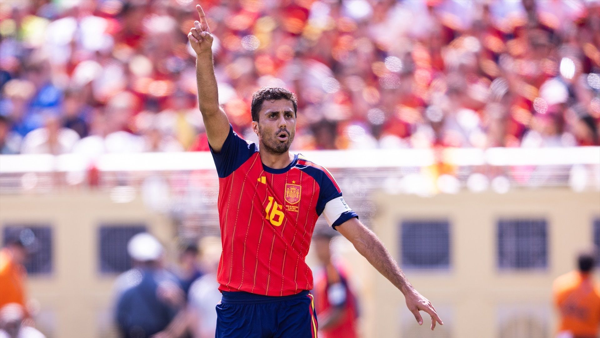 Rodrigo Hernández con la Selección Española
