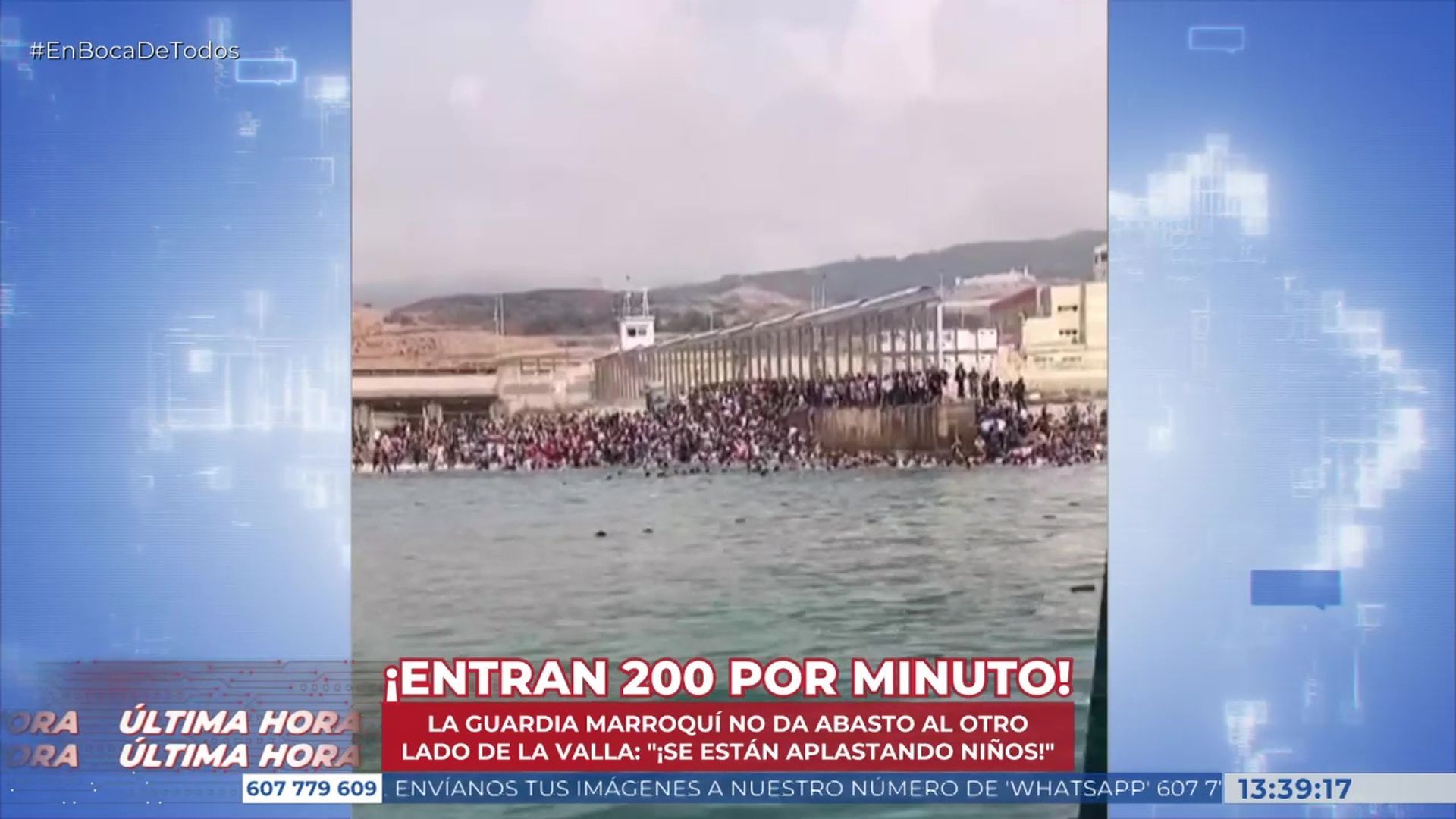 Miles de personas tratan de entrar en la Ciudad Autónoma de Ceuta a través del espigón del Tarajal con grave riesgo para sus vidas