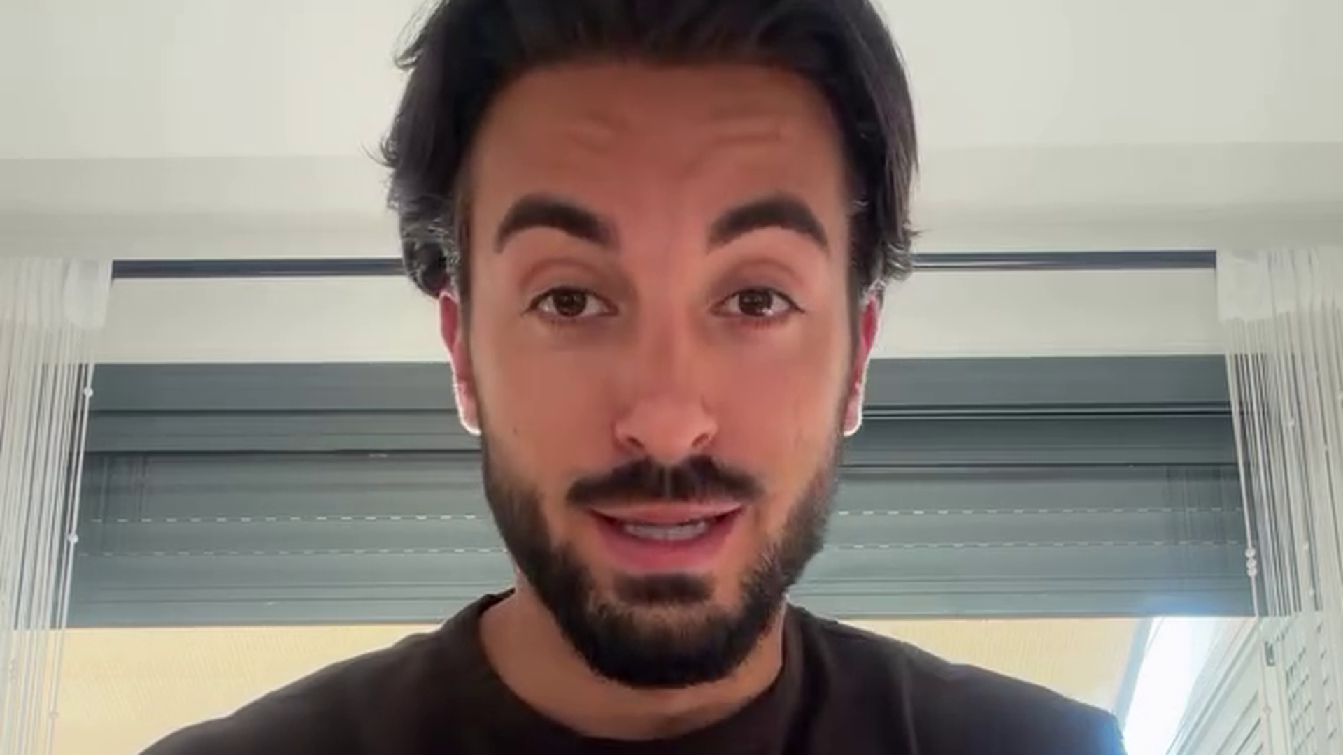 Borja González pide perdón por la cantidad de publicidades en sus redes